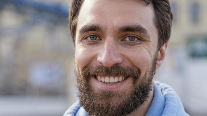 Příběhy o životě: Ráno mě v kuchyni čekal šok. Tchyně uklízela ve spodním prádle a dělala, že je to úplně normální