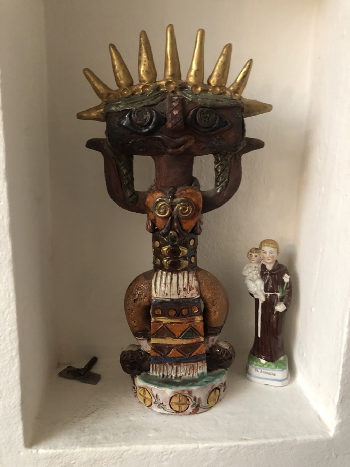 Sošku od Jana Kutálka Petra Černocká instalovala na čestné místo do výklenku.