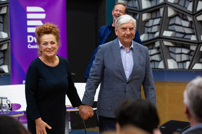 Herečka slavila v Toboganu s kolegy ze snímku Pelíšky. Režisér Jan Hřebejk je natočil už před 25 lety.
