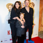 Tomáš Klus se svou ženou Tamarou a s nejstarší dcerou Josefínou.