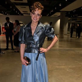 Eliška Foretová si zvolila na andělský večer metalické odstíny.