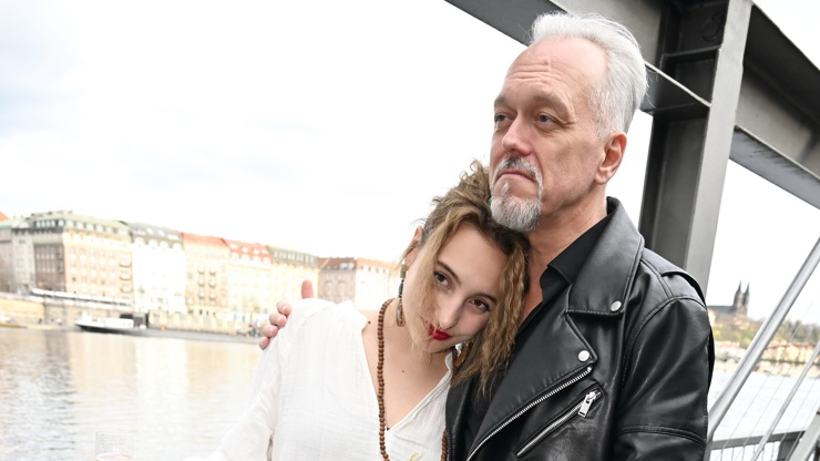 Galerie Sofie H ppnerov O asti Maminky V Survivoru Za To Prop len galerie-sofie-h-ppnerov-o-asti-maminky-v-survivoru-za-to-prop-len