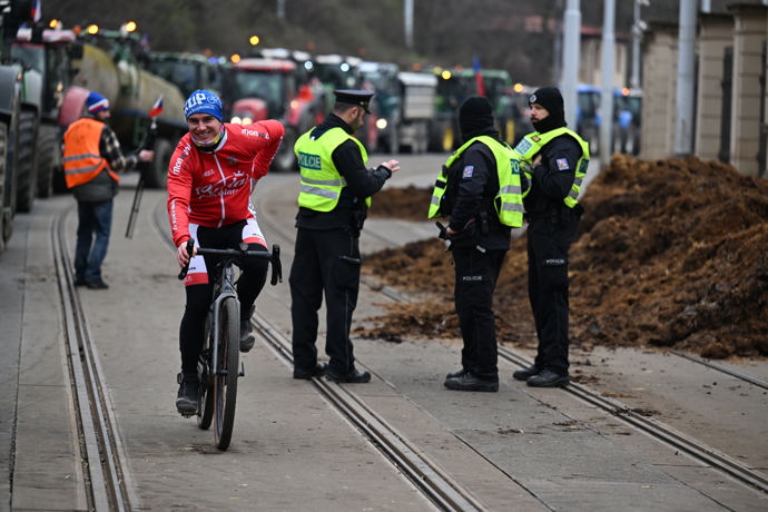 Nespokojení zemědělci přijeli do Prahy demonstrovat proti vládě.