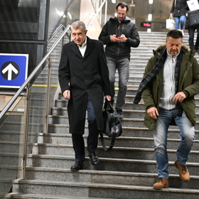 Andrej Babiš vyrazil do práce metrem.
