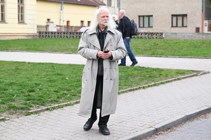Lidé přišli dát poslední sbohem Pavlu Zajíčkovi. 