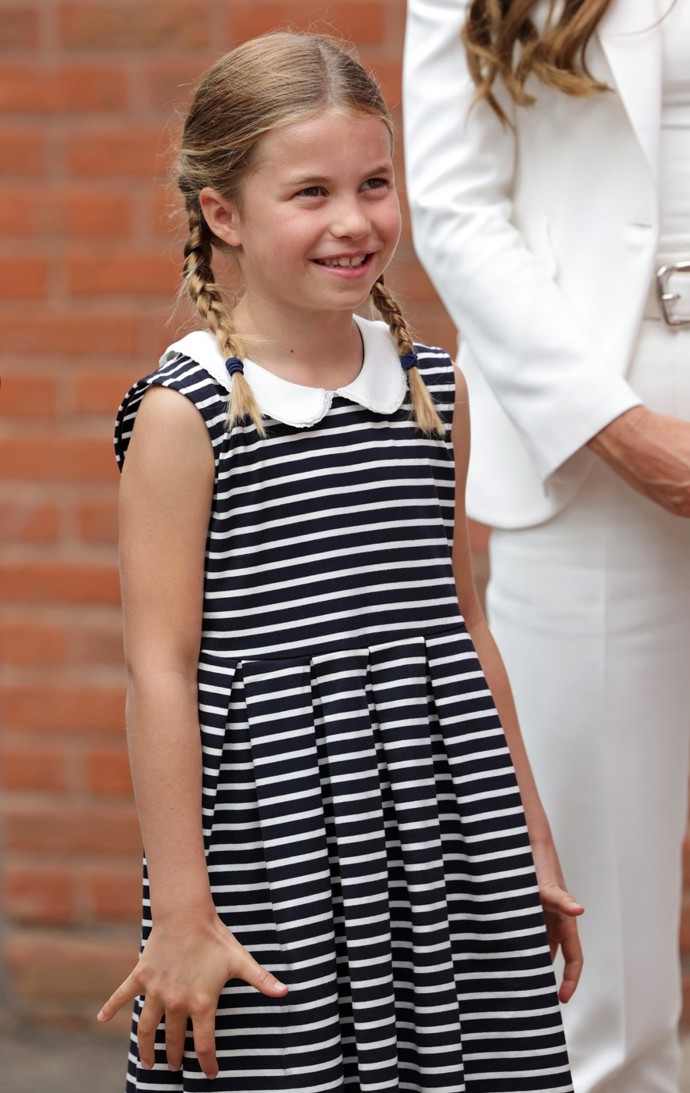 Naopak dva rozpustilé dívčí copánky předvedla Charlotte na předloňských Hrách Commonwealthu.