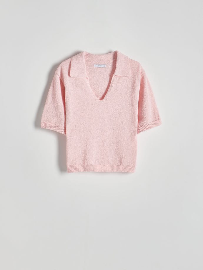 Retro prvkům žerzejového trička baby pink sluší. (Reserved, 599 Kč)