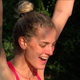 Nahá chodila i topmodelka Denisa Dvořáková. 