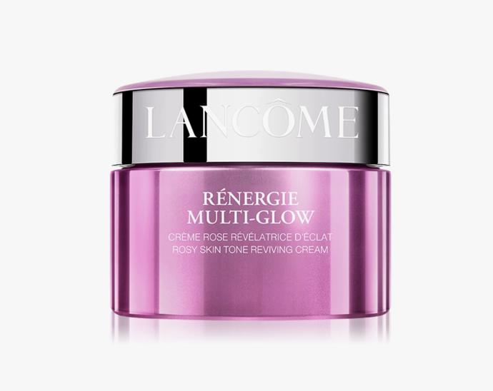 Rozjasňující a omlazující krém Lancôme Rénergie Multi-Glow vyhladí pleť, vypne vrásky a obnoví  zářivý a zdravý vzhled tváře. Lancôme
Rénergie Multi-Glow, 1 890 Kč