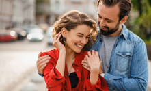 Velký horoskop lásky na rok 2026: Berany čeká adrenalin, Lvi zažijí vášeň