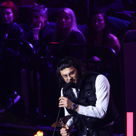 Calin slaví obrovské úspěchy. 