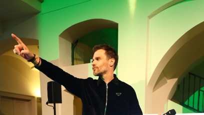 FOTO: Leoš Mareš si večer pořádně užil.
