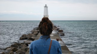 Eliška (25): Stále se mi vracel sen o majáku. Až jednoho dne v Bretani jsem pochopila, co mi chtěl naznačit