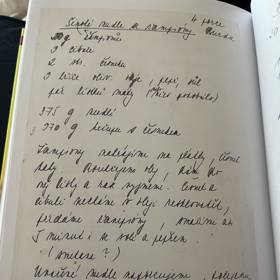 Iveta Bartošová byla v sepisování receptů velmi pečlivá.