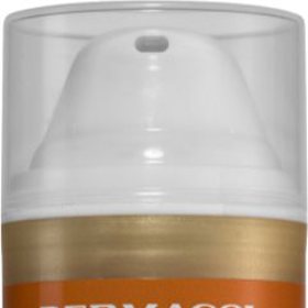 Tónovací voděodolný fluid s SPF 50, Dermacol,  299 Kč.