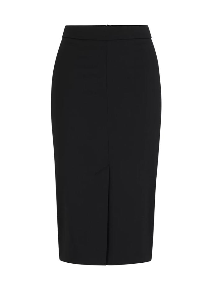 Prodloužit pouzdrovku pod kolena? Proč ne, v midi verzi je velmi stylová (HUGO, 4 450 Kč)