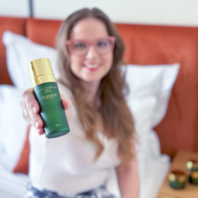 Redaktorka Veronika si oblíbila pleťové sérum pro všechny typy pleti, přičemž sama se potýká s akné a mastnou pletí.