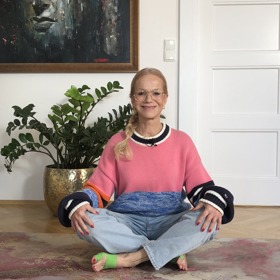 Jógová pozice, která vede ke klidu.