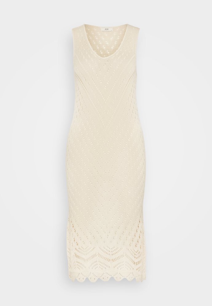 Háčkované šaty se vzory  volají po dovolenkové atmosféře. (JDY, 800 Kč)