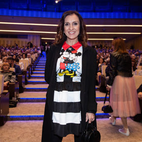 Nápadné vzory, přestřižení v pase, délka sukně i volba doplňků, to vše vyšlo Radce Fišarové na jedničku. Až na ty zpropadené legíny.