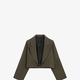 Sako s širokou fazonoou, Massimo Dutti, 3 950 Kč.