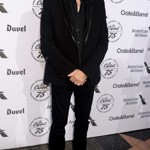 S nemocí statečně bojuje také zpěvák Neil Diamond.