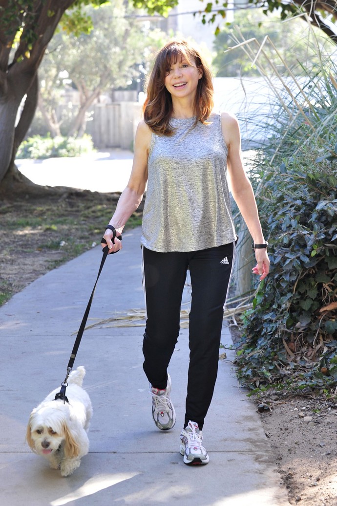 Victoria vypadá dnes skoro stejně jako v dobách natáčení seriálu. Může za to určitě i poctivá péče o pleť, na niž herečka nedá dopustit.