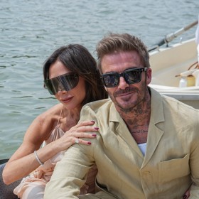 Beckhamovi si zakládají na rodinných hodnotách a zároveň se starají i o svůj láskyplný vztah. Pravidelně si ordinují společné večery jak doma, tak i na rande ve městě. 