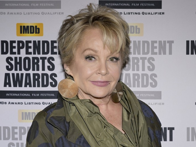 Ta měla dlouhá léta mindrák ze své výšky 156 cm i kypré postavy. Na stará kolena, jako dvojnásobná babička, je se sebou konečně spokojená.