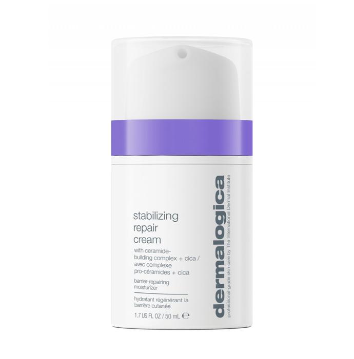 Posilující krém Stabilizing Repair Cream s ceramidy a pupečníkem uklidňuje citlivou pleť a obnovuje její bariéru. (Dermalogica, 1 990 Kč)