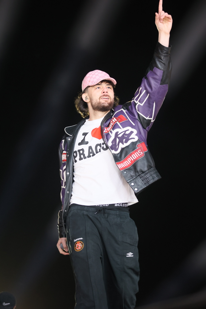 Calin je stále oblíbenější. 