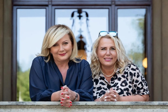 Klára Dostálová s Alenou Schillerovou. 