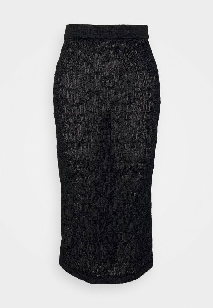 Zdánlivě nechtěné ažurové motivy předvádí stylové midi sukně pouzdrového střihu značky Weekday. (790 Kč)
