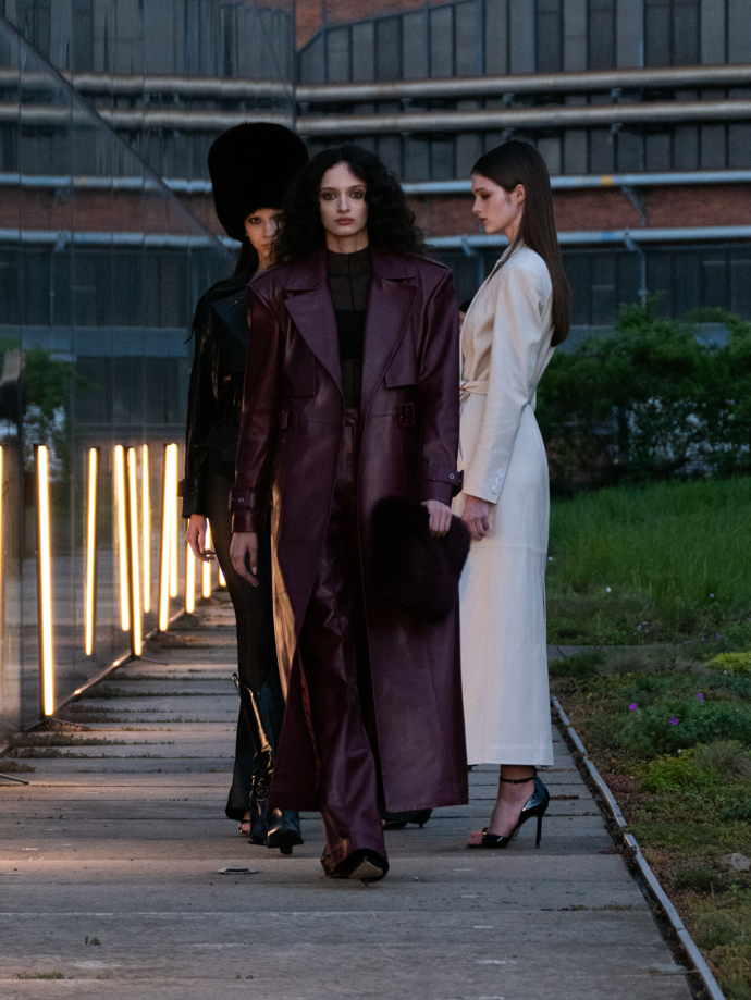 Farah Kimia představila na multižánrovém fest1valu ve fashion sekci UNOS svou novou premiérovou kolekci.