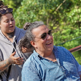 Tanečník a komik Richard Genzer o svých vlasech říká, že jsou jako garsonka - všude samý kout.