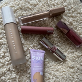 A samozřejmě nevynechala ani make-up. 