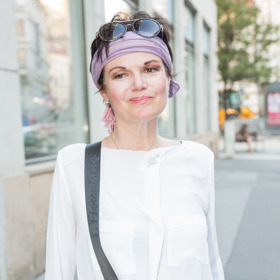 Zesnulá herečka Simona Postlerová byla velkou milovnicí šátků.