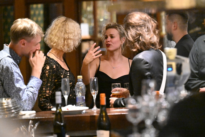 Richard Krajčo si zašel s manželkou a Patricií na drink.