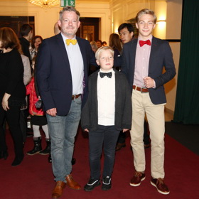 Aleš Háma má dva syny, které od sebe dělí pět let. Zde oba na archivní fotografii. 