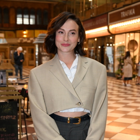 Anna Fialová je teď brunetkou.