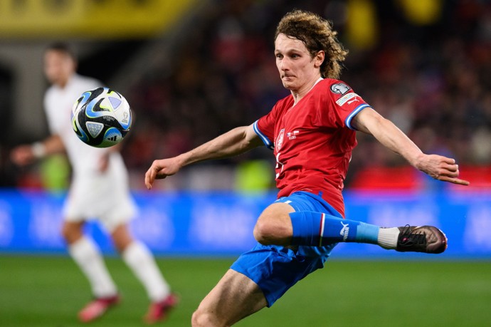 Fotbalista Alex Král.