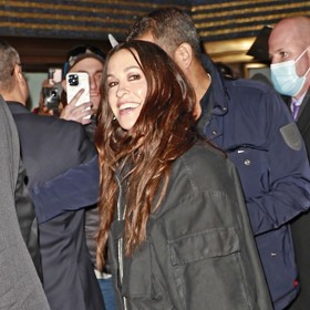 Alanis Morissette vypadá pořád skvěle.