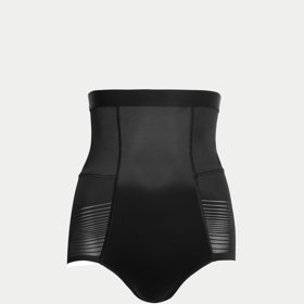 Vysoké stahovací kalhotky se silným zpevněním, Marks&Spencer, 799 Kč