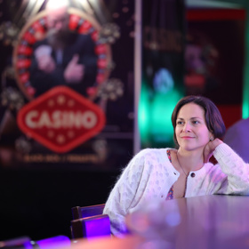 Vanda před lety nezvládla svou závislost na hazardu a nadělala spoustu dluhů. Zdá se, že se nepoučila.