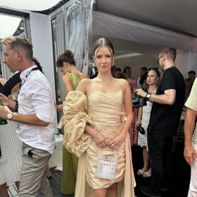 Dominika Branišová na Möet party během MFFKV 2024.