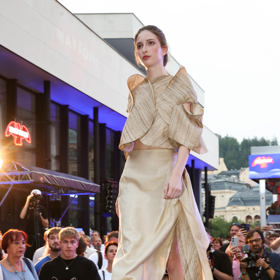 Jeden z vítězných modelů návrhářky Kláry Drevenákové.
