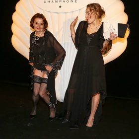 Eva Holubová ukázala v roce 2016 svůdné podvazkové punčochy. 