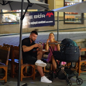 Bára a Marek se dali dohromady během natáčení Like Housu. Od té doby jsou spolu a nyní spolu mají syna. 