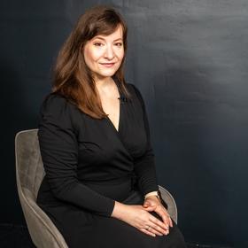 Prvním červnovým hostem Báry Hlaváčkové k tématu Nemoc dítěte mi změnila život byla bývalá TV reportérka Daniela Klívarová. Ta je maminkou devítiletého Damiánka, který trpí extrémně vzácným genetickým onemocněním zvaným ZTTK syndrom.