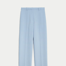 Doladit ho můžete kalhotami za 1 499 Kč, taktéž z Marks&Spencer.